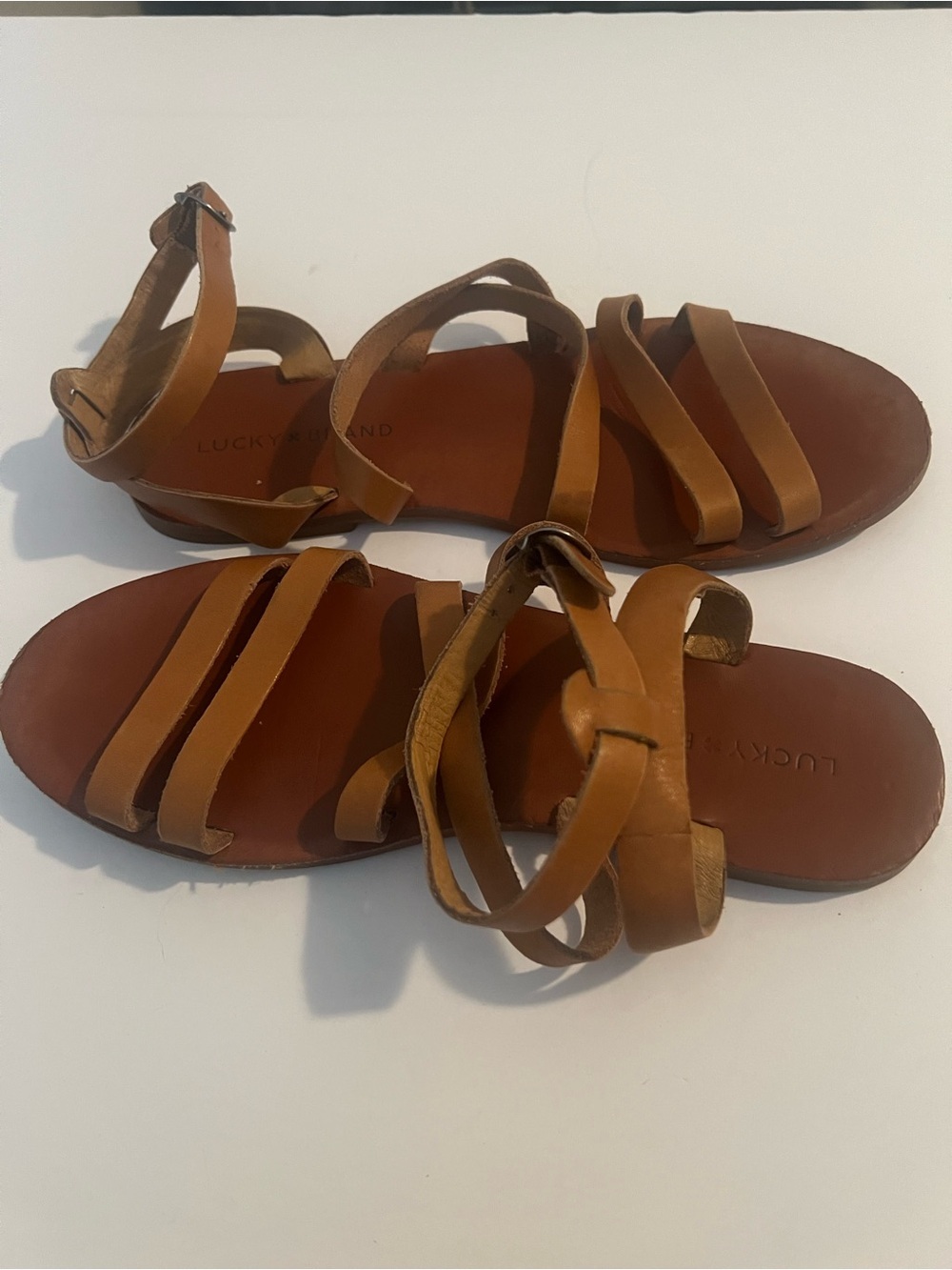 Lucky Brand Womens Tan Leather Gladiator Sandals Strappy Flat Ankle Wrap Shoes - Picture 3 of 5